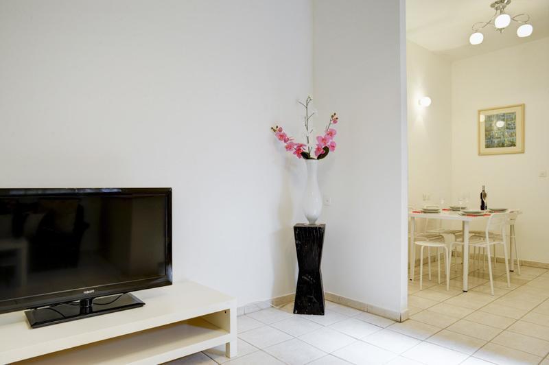 Lovely 1Bd W/ Private Balcony By Sea N' Rent Tel Aviv Oda fotoğraf